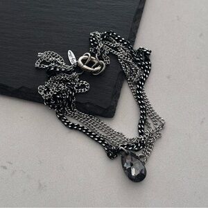 LILY ROSE BIJOUX MONTRÉAL LAYERED CHAIN NECKLACK WITH CRYSTAL PENDANT IN SILVER